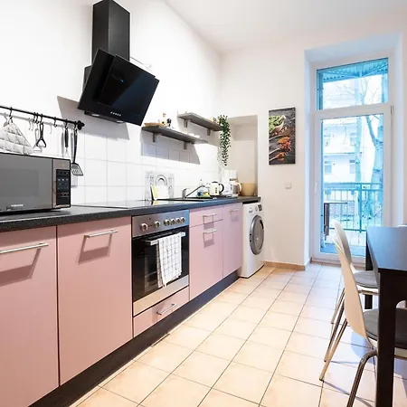 Appartement Gemuetliche Erdgeschosswohnung Auf Dem Kassberg Mit Balkon Und 2 Schlafzimmern