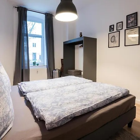 Appartement Gemuetliche Erdgeschosswohnung Auf Dem Kassberg Mit Balkon Und 2 Schlafzimmern *